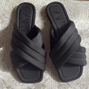 Zara Black Quilted Slide Sandals Size 39 - 8.5